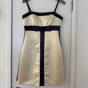 BCBG MAXAZRIA  Satin cocktail dress